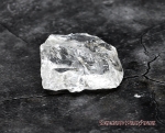 Hexenshop Dark Phoenix rock crystal rough stone 31 g